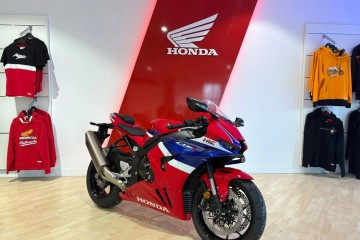 1000RR-R Fireblade - Transport - 6 lat gwarancji